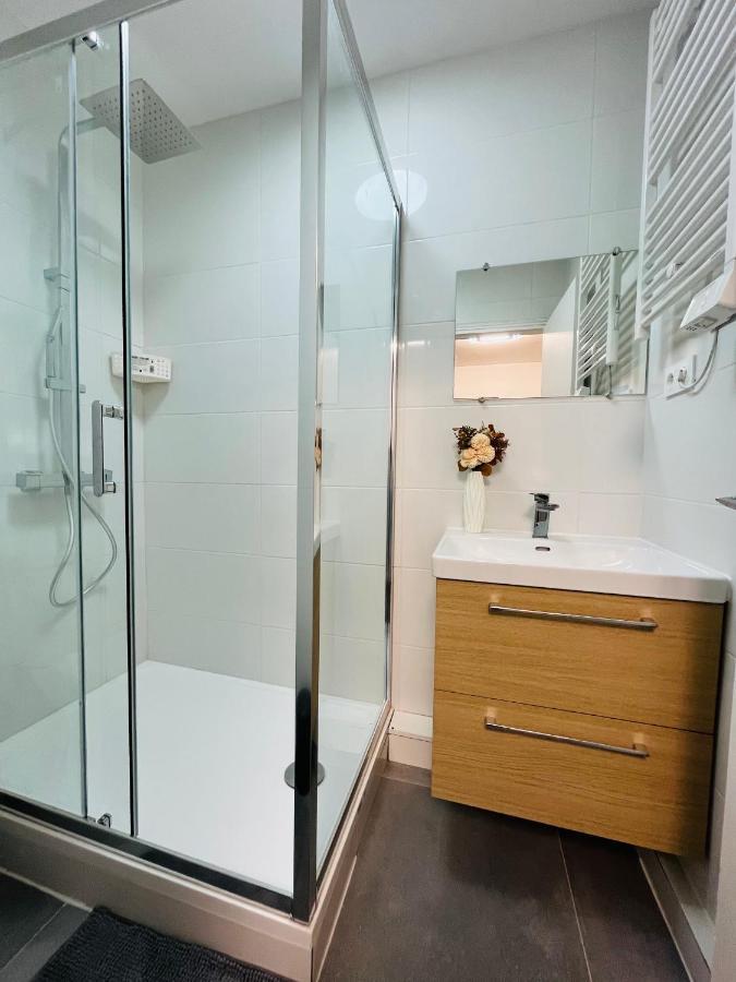 Dream Dwell Paris-Two Bedrooms Apart Near Gare Du Nord Exteriér fotografie